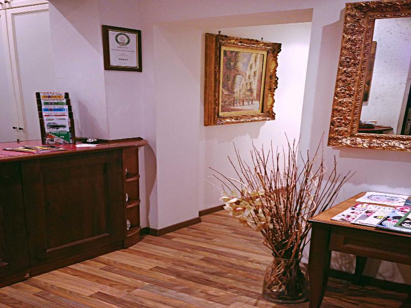 Bed and Breakfast Residenza Domiziano Рим Екстер'єр фото